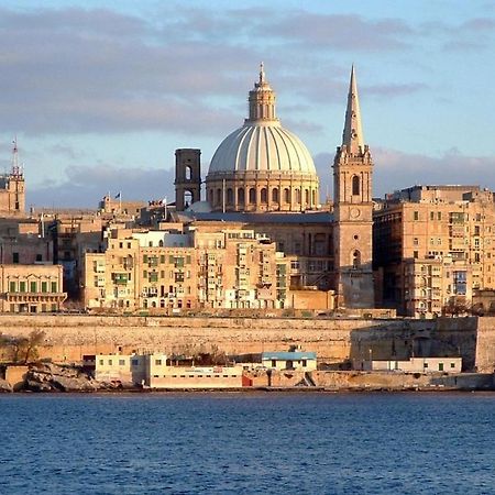 Marvellous Apartment With Valletta And Harbour Views Sliema Eksteriør billede