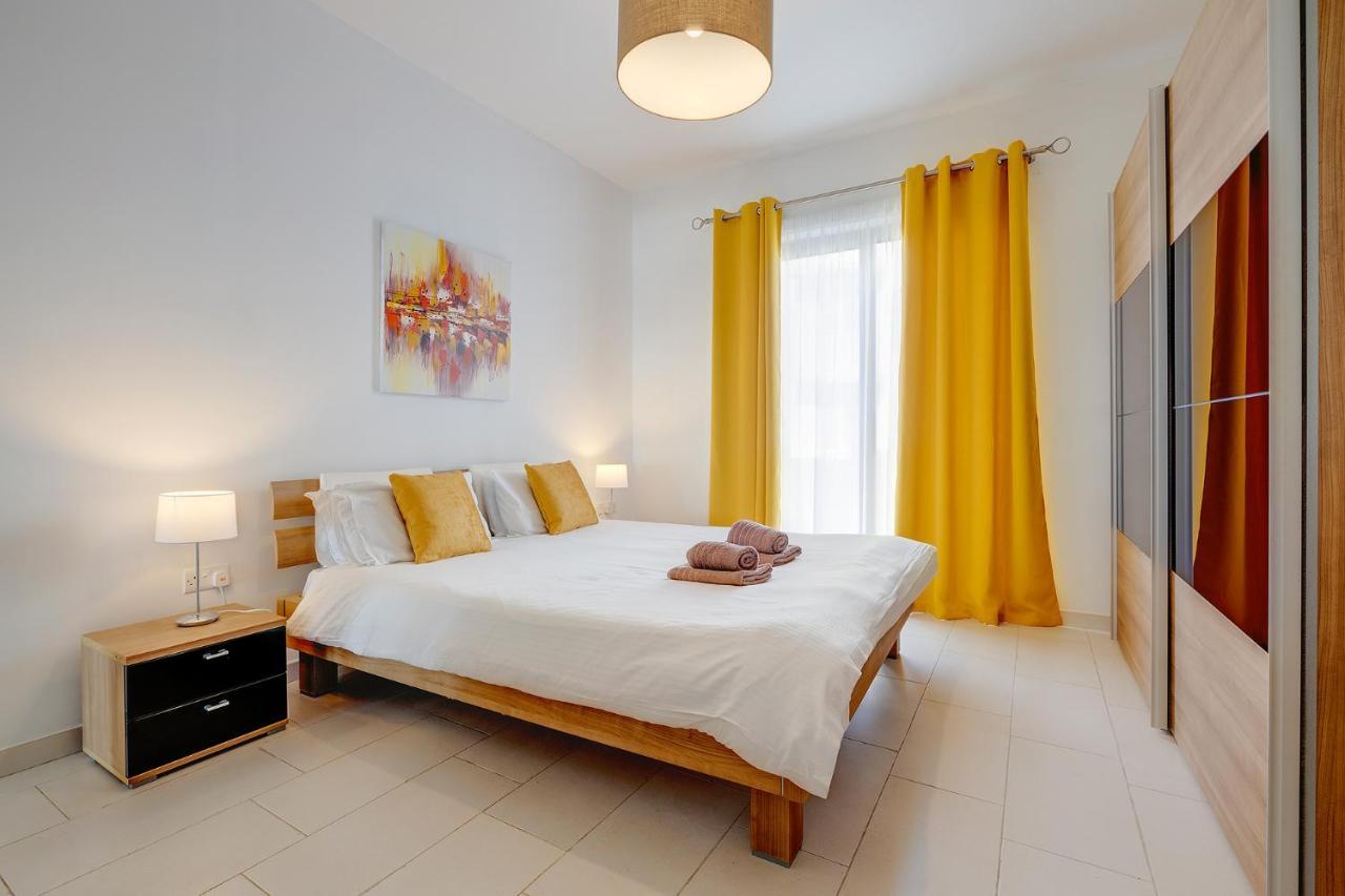 Marvellous Apartment With Valletta And Harbour Views Sliema Eksteriør billede