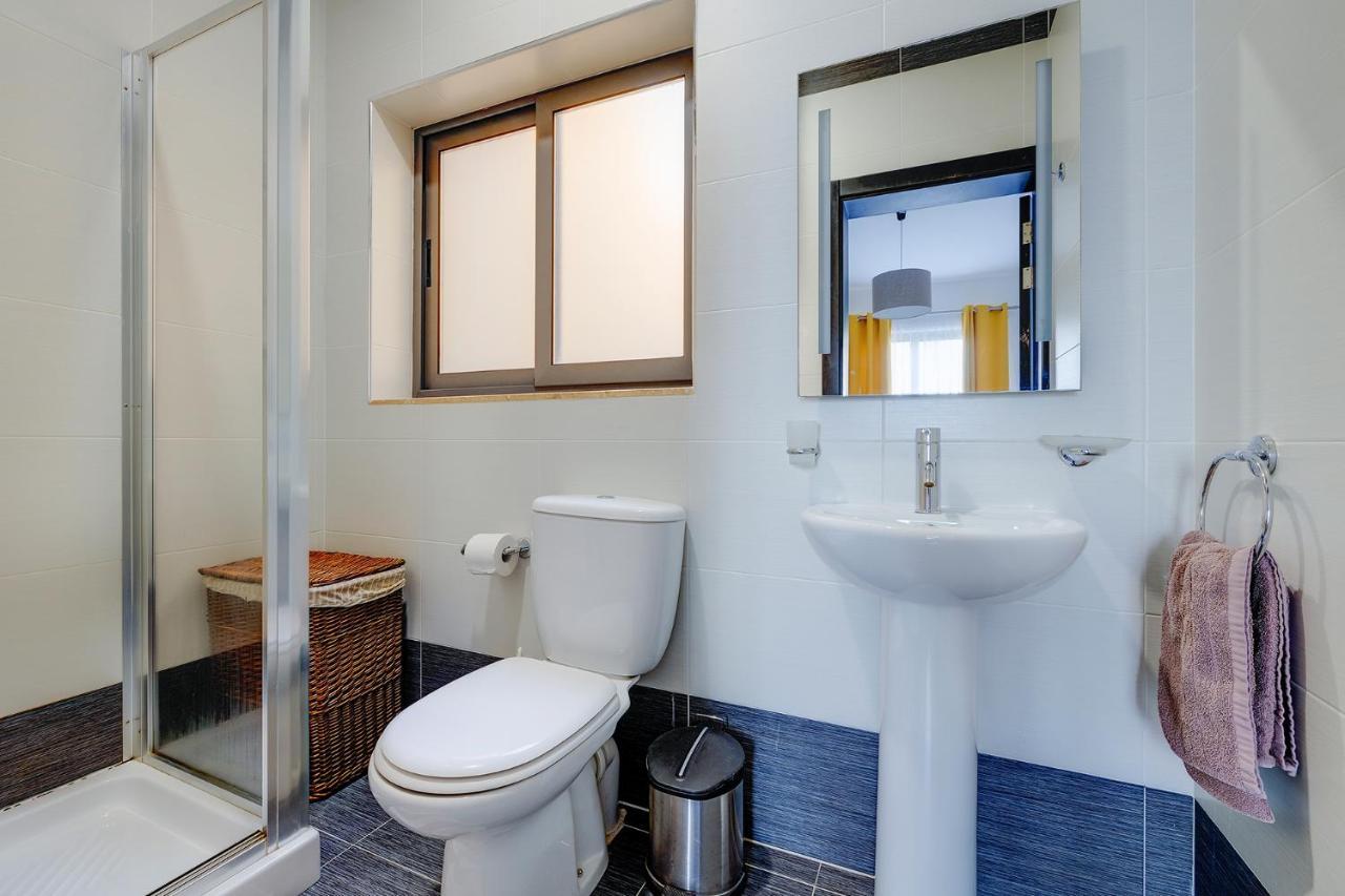 Marvellous Apartment With Valletta And Harbour Views Sliema Eksteriør billede