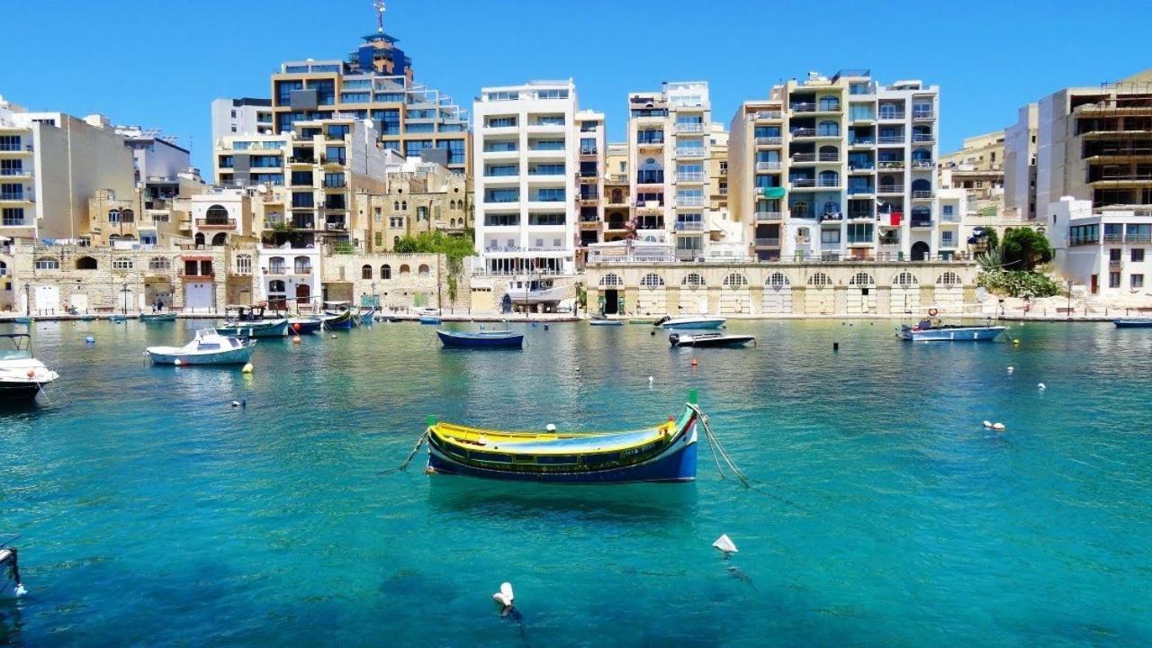 Marvellous Apartment With Valletta And Harbour Views Sliema Eksteriør billede