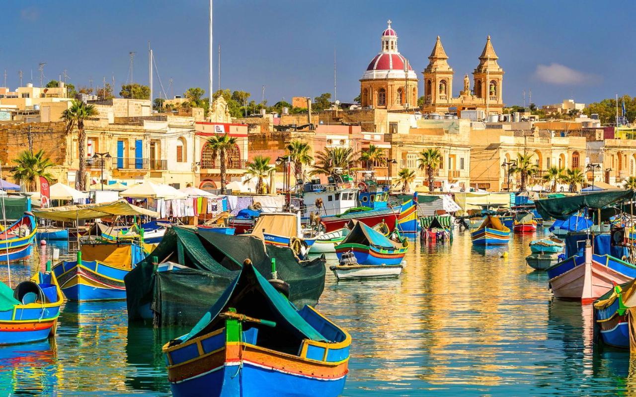 Marvellous Apartment With Valletta And Harbour Views Sliema Eksteriør billede