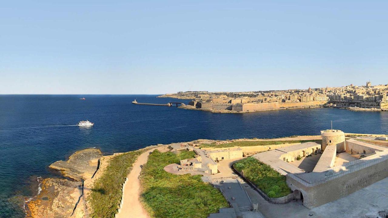 Marvellous Apartment With Valletta And Harbour Views Sliema Eksteriør billede